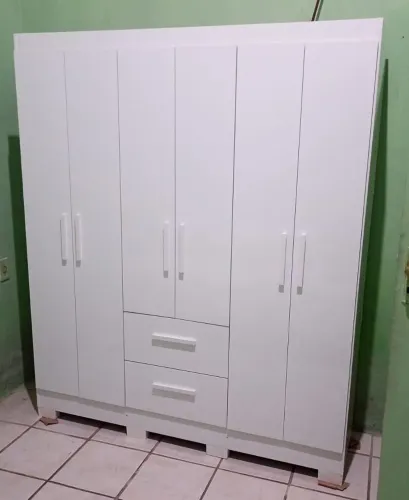 GUARDA ROUPA 