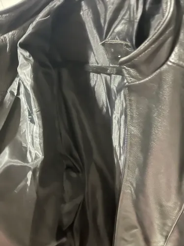 Casaco preto de couro Legítimo