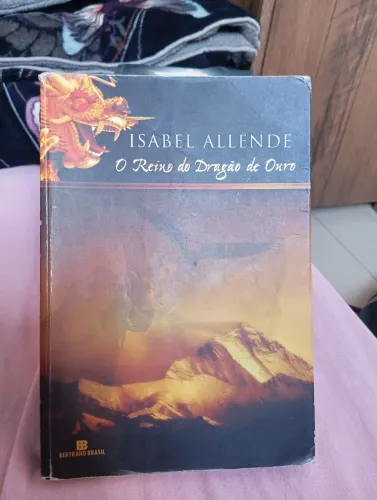 Livro: O Reino do Dragão de Ouro. - Isabel Allende. (Usado)
