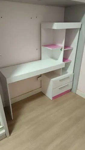 Mesa escrivaninha penteadeira Infantil