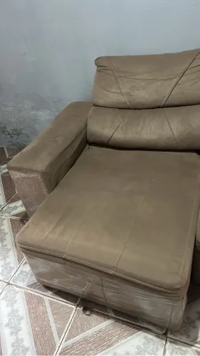 Sofá retrátil reclinável