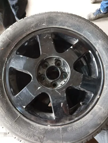 Jogo Rodas Liga Leve VW Audi Golf Bora A3 Fox Aro 15 5x100