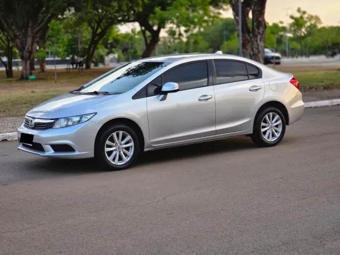 Honda Civic Sedan LXS 1.8/1.8 Flex 16V Aut. 4P 2015