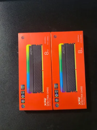 Kit 16GB (2x8GB) XPG Spectrix D45G DDR4 3600MHz RGB