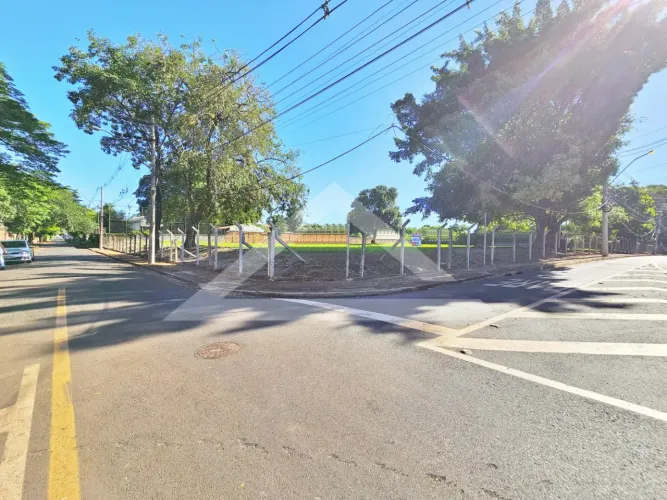 Terreno residencial | comercial à venda no Bairro Recreio das Acácias, próximo ao Posto Ma