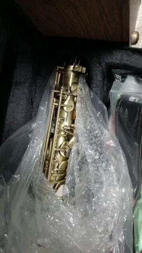 Instrumento musical sax alto novo