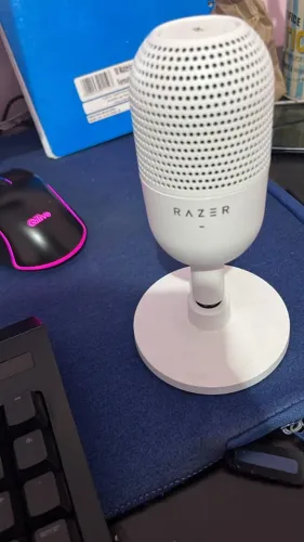 Microfone Razer Seiren V3 Mini, Condensador, Sensor Tap-to-Mute, Ultracompacto, USB, Branc