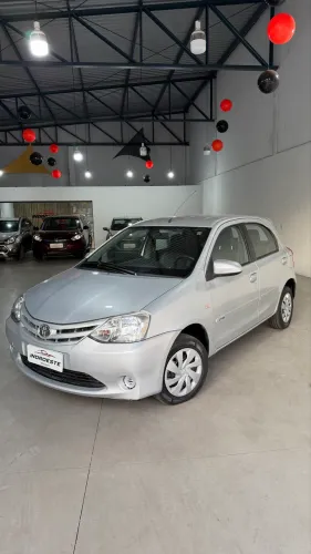 Toyota Etios XS 1.5 Flex 16V 5P Mec. 2016
