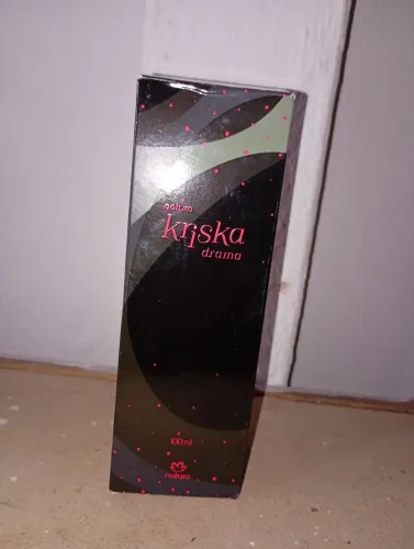 Perfume nunca usado kriska drama