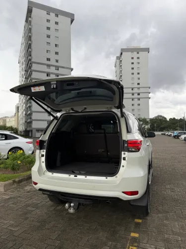 Toyota Hilux SW4 SRX 4X4 2.8 TDI 16V Dies. Aut. 2018