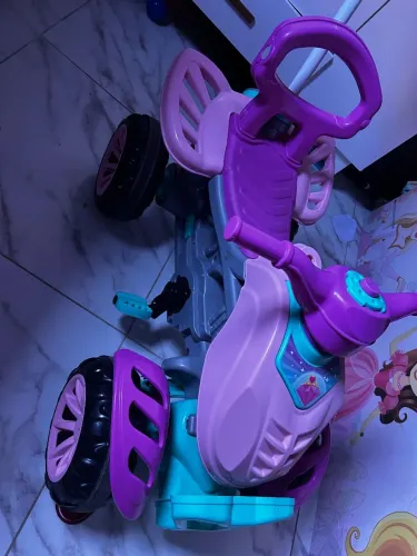 Triciclo infantil