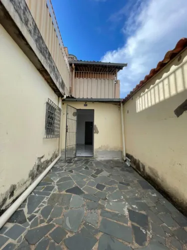 Casa com 2 quartos para alugar em Belo Horizonte