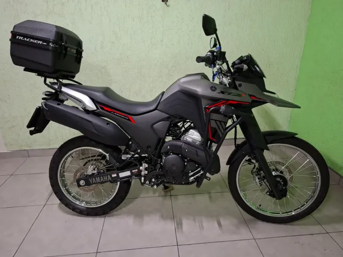 VENDO: Yamaha Lander 250 (Estado de Zero!) - Apenas 1.500 km + Acessórios!