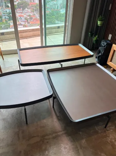 Trio de mesa de centro Animale - designer Sérgio Batista