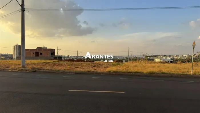 Terreno com 252,60m² à venda no bairro Verde Umuarama