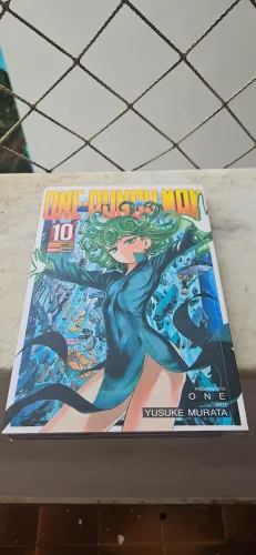 One punch man volume 10