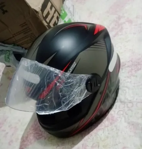 Capacete