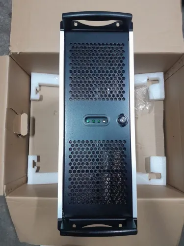 Chenbro Chassi para servidor 4U RM41300-FS81 em rack