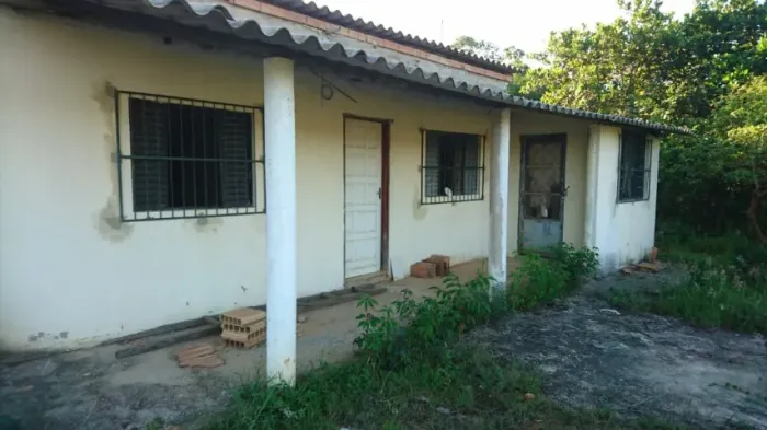 Sitio 1700 m², casa, bem localizado. Jaboticatubas.