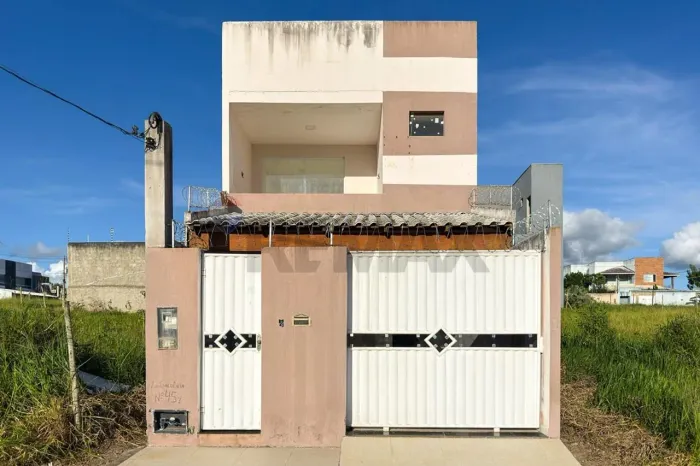 CASA COM 4 QUARTOS NO LOTEAMENTO MARIA EDUARDA SANTO ANTONIO DE JESUS - BA