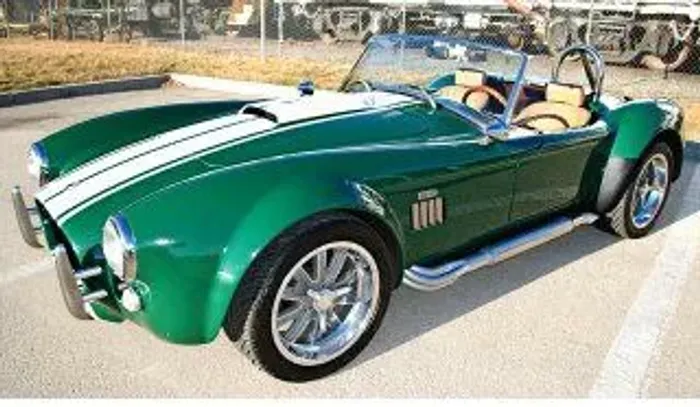 Réplica de Shelby Cobra a partir de R$100.000,00