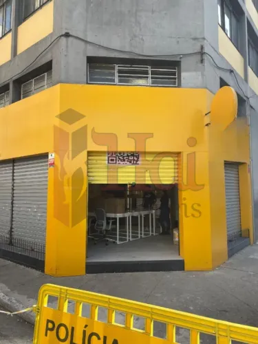 Loja de Esquina ao lado Armarinhos Fernando 25 de março