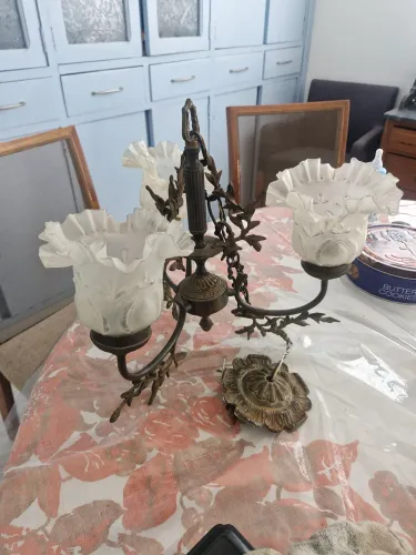 Lustre Antingo bronze 3 braços 3 tulipas