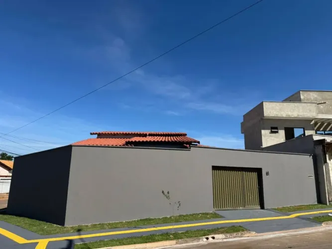 Casa 3/4 C Suite Sozinha No Lote No Jardim Canedo 1
