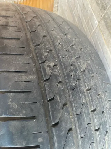 Pneu 235/55 R18