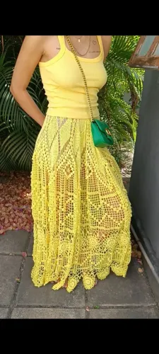 Saia longa crochê 