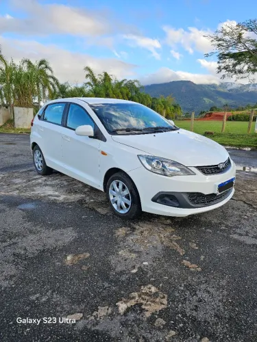 Chery Celer Hatch 1.5 16V Flex 5P 2015