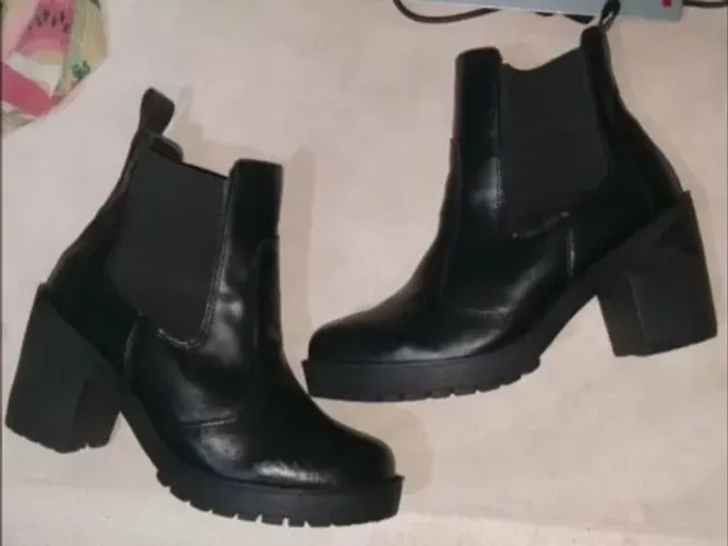 Bota Coturno Preto 36