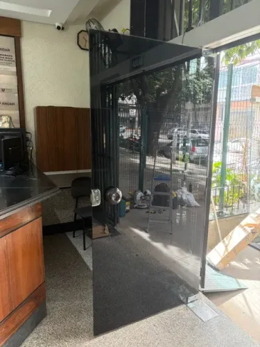 PORTAS DE BLINDEX