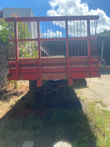 Carroceria de madeira caminhão 710 (carga seca)