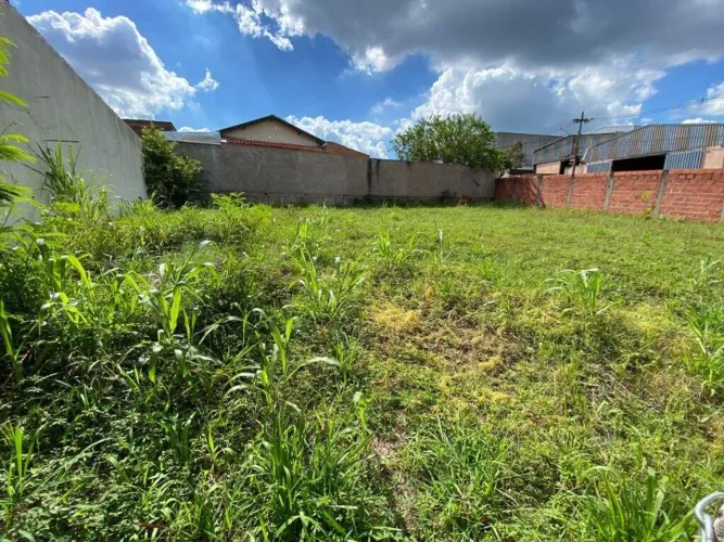 Terreno Comercial para Venda em Piracicaba (Santa Rosa) 448,50 m² | Aceita Financiamento