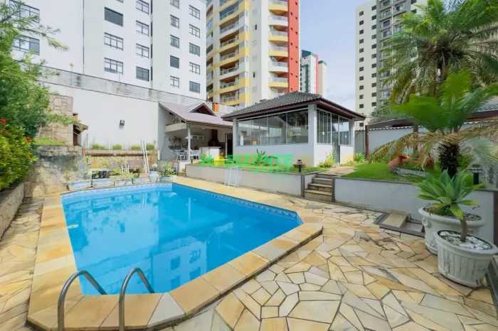 Casa para locação em condomínio fechado no Parque Residencial Aquarius, São José dos Campo