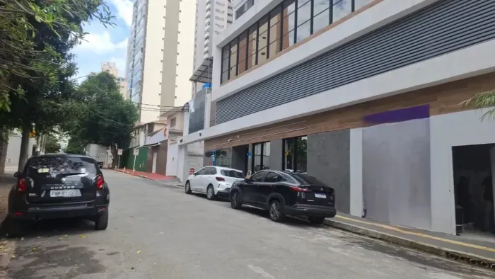 Loja - Água Branca - 1 Vaga - Venda e Aluguel - 492m²