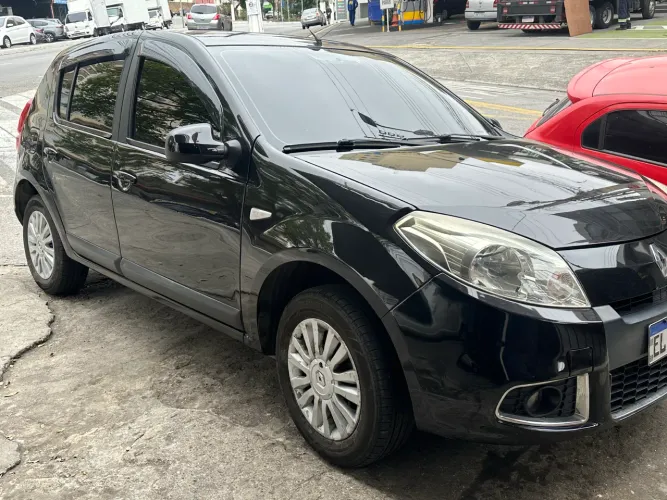 Renault Sandero Privilège Hi-flex 1.6 8V 5P 2012