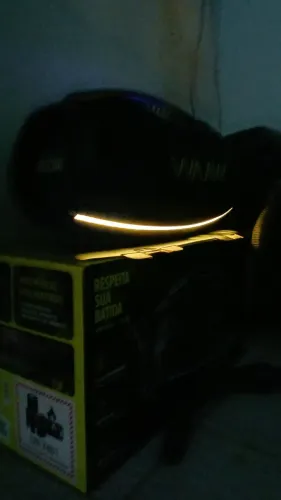 Caixa de som waaw hyperboom 1000. 180 RMS, troco em gpu acima da rx 590