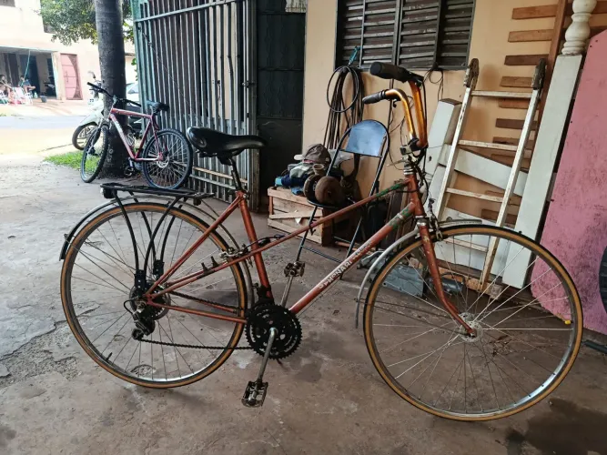 Monark Futura acompanha guidon original