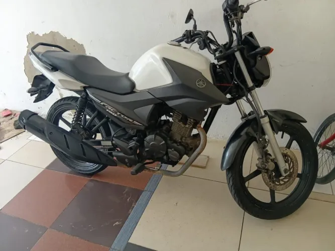 Vende - se