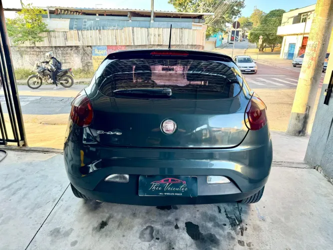 Fiat Bravo Essence 1.8 Flex 16V 5P 2012