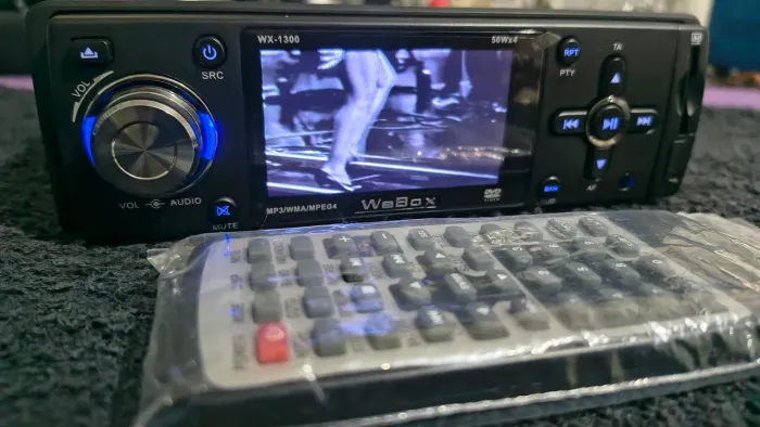 Rádio DVD automotivo WeBox novo