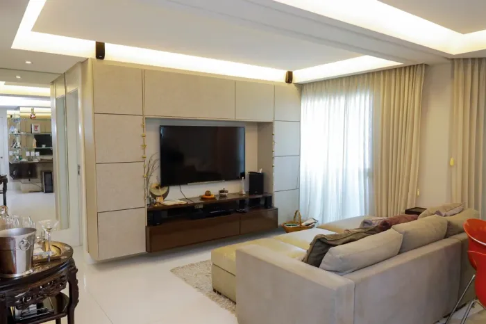 Apartamento, 2 quartos, 2 suítes, 100 m², 2 vagas no Batista Campos em Belém