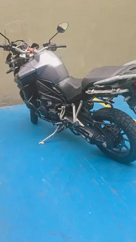 Triumph 1200 xcx