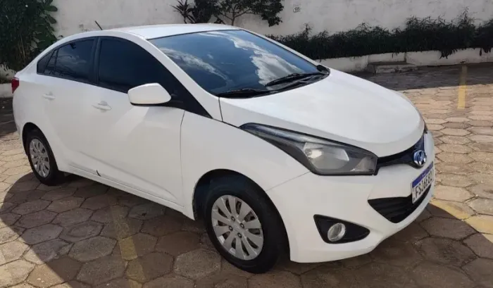 Hyundai HB20S C.plus/c.style 1.6 Flex 16V Mec.4p 2015
