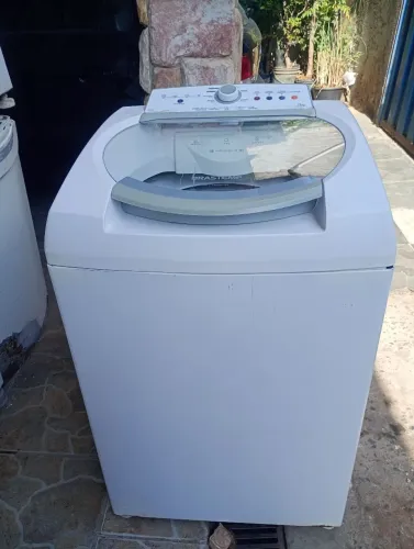 Máquina de roupas Brastemp 11kg.super conservada. Sem defeito e com garantia.por 649,00