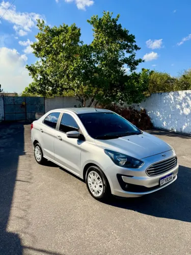 Ford KA 1.5 Sedan SE Plus 12V Flex 4P Mec. 2020