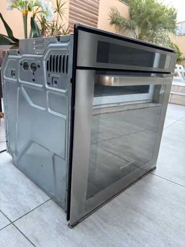 Forno elétrico embutir Brastemp 