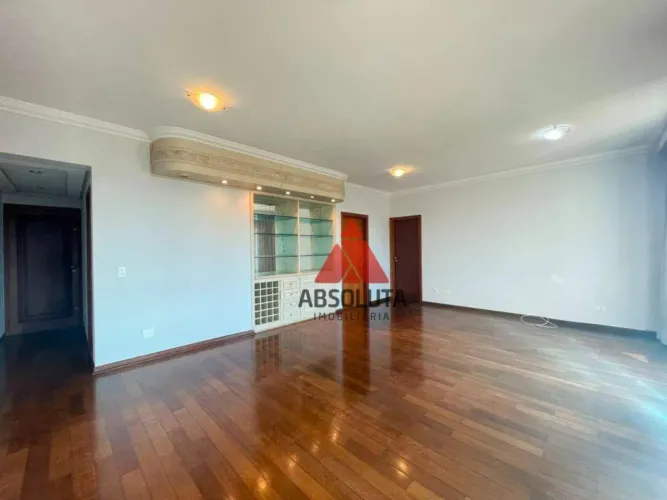 Apartamento com 3 dormitórios para alugar, 224 m² por R$ 4.400/mês - Vila Pavan - American